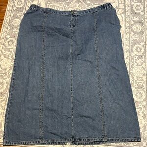 Classic Blue Denim Skirt by Kim Rogers. Size 22W